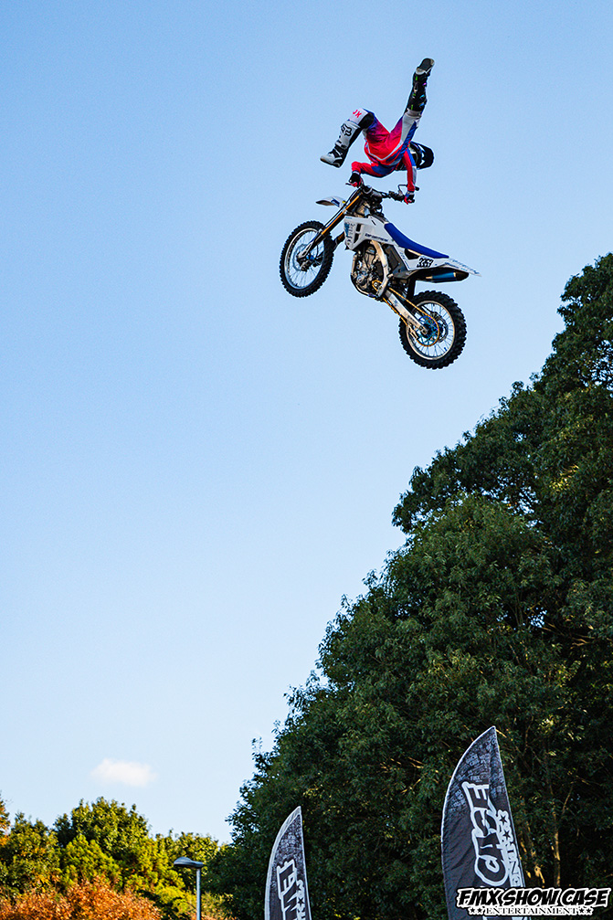 FMXSHOWCASEentertainment FMX SHOWCASE entertainment freestylemotocross フリースタイルモトクロス イベント スケジュール schedule event デモンストレーション demonstration レース フリースタイルモトクロス BDSバイクセンサー 中古バイク バイクショップ 千葉県 柏市 オークション バイクイベント ロードバイク オフロードバイク スクーター 原付き