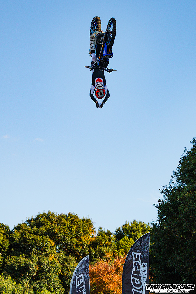 FMXSHOWCASEentertainment FMX SHOWCASE entertainment freestylemotocross フリースタイルモトクロス イベント スケジュール schedule event デモンストレーション demonstration レース フリースタイルモトクロス BDSバイクセンサー 中古バイク バイクショップ 千葉県 柏市 オークション バイクイベント ロードバイク オフロードバイク スクーター 原付き